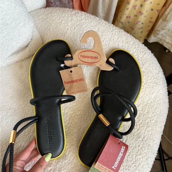 NWT Havaianas Una Pitanga Sandals ✨🩴 - Picture 2 of 6